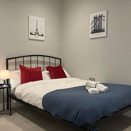 Spectacular 2 Bed Apartment With Lovely Terrace - 1 The Southwell London Eksteriør billede