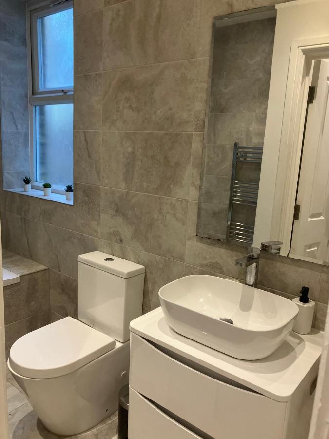 Spectacular 2 Bed Apartment With Lovely Terrace - 1 The Southwell London Eksteriør billede