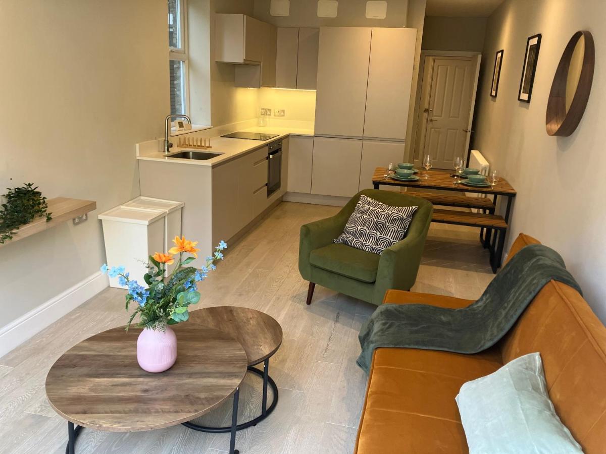 Spectacular 2 Bed Apartment With Lovely Terrace - 1 The Southwell London Eksteriør billede